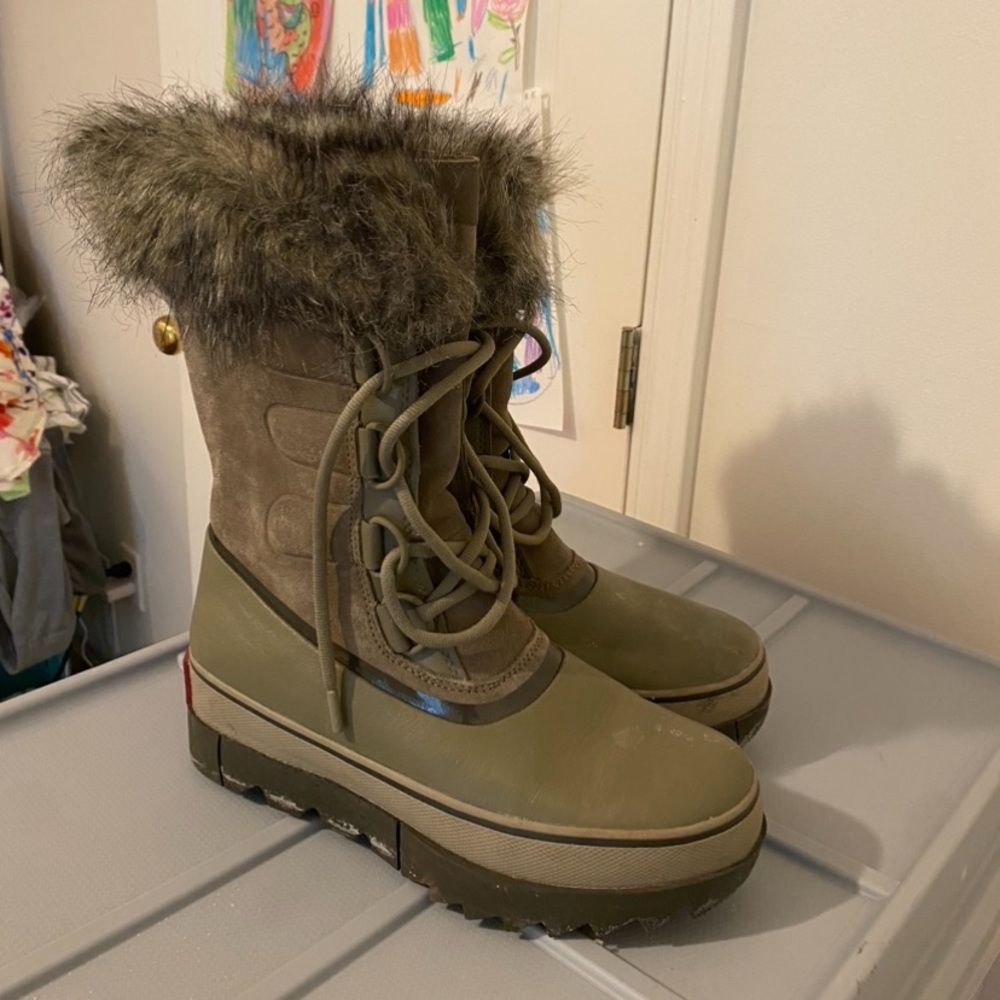 Sorel Joan of Arctic Next boot